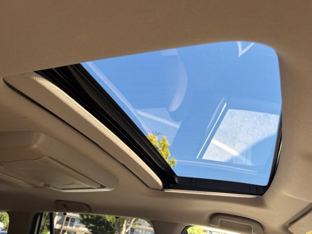 Used 2019 Honda Pilot Touring image 30
