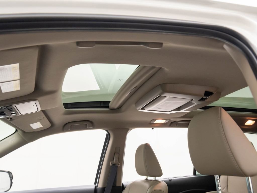 Certified 2019 Honda Pilot Elite image 17