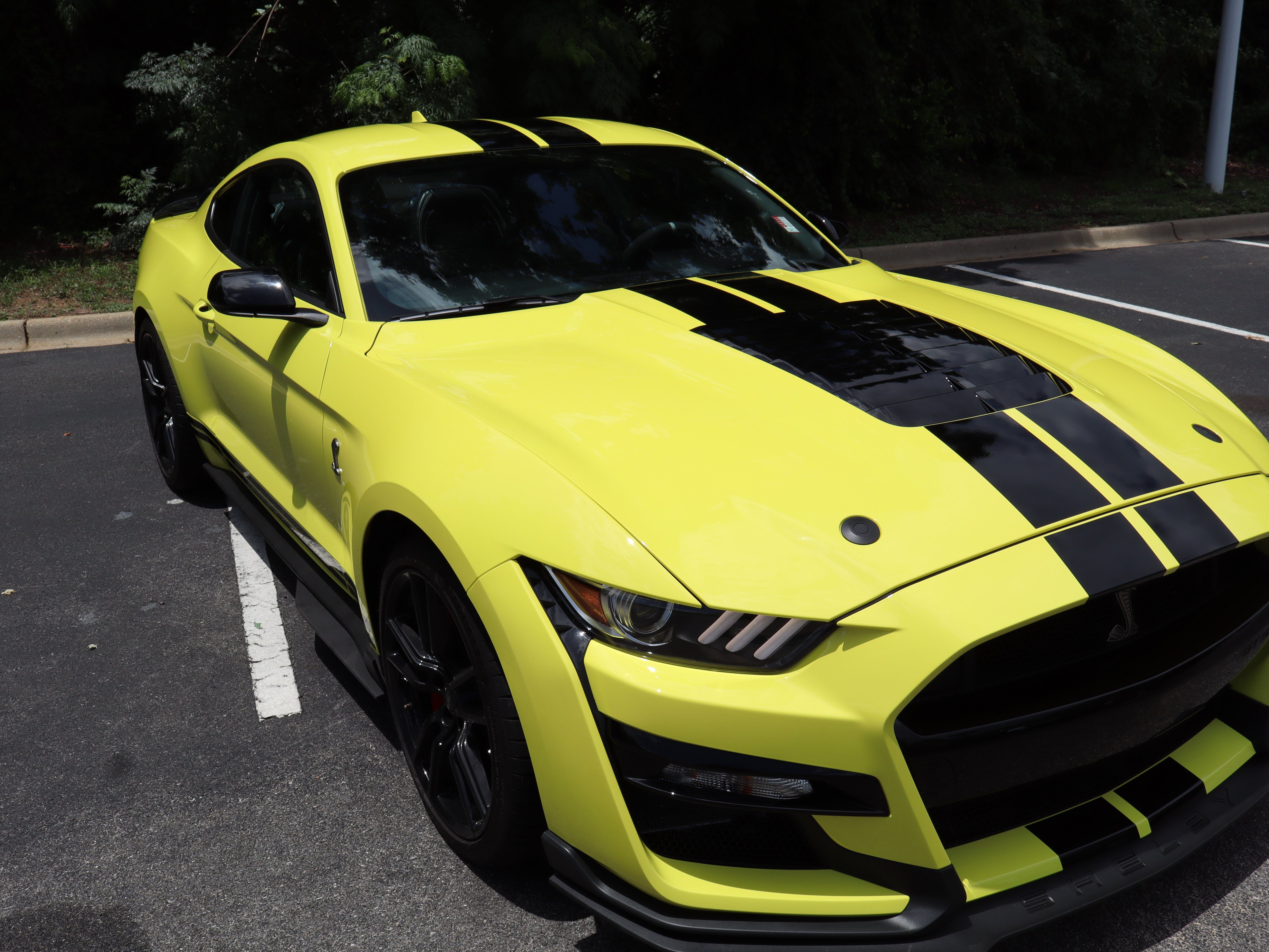 Used 2021 Ford Mustang Shelby GT500 w/ Technology Package RWD image 56