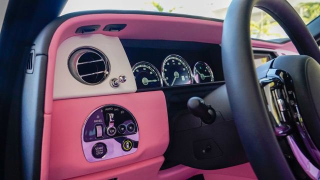 Used 2024 Rolls-Royce Cullinan Sport Utility image 57