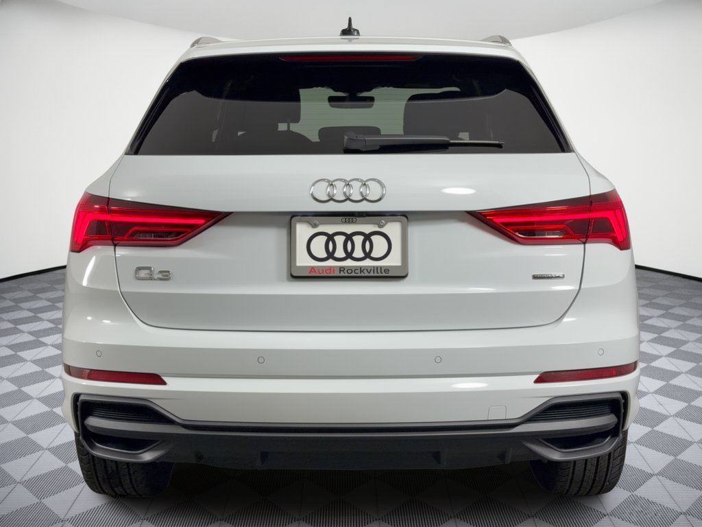 Certified 2025 Audi Q3 2.0T Premium w/ Convenience Package AWD/4WD image 11