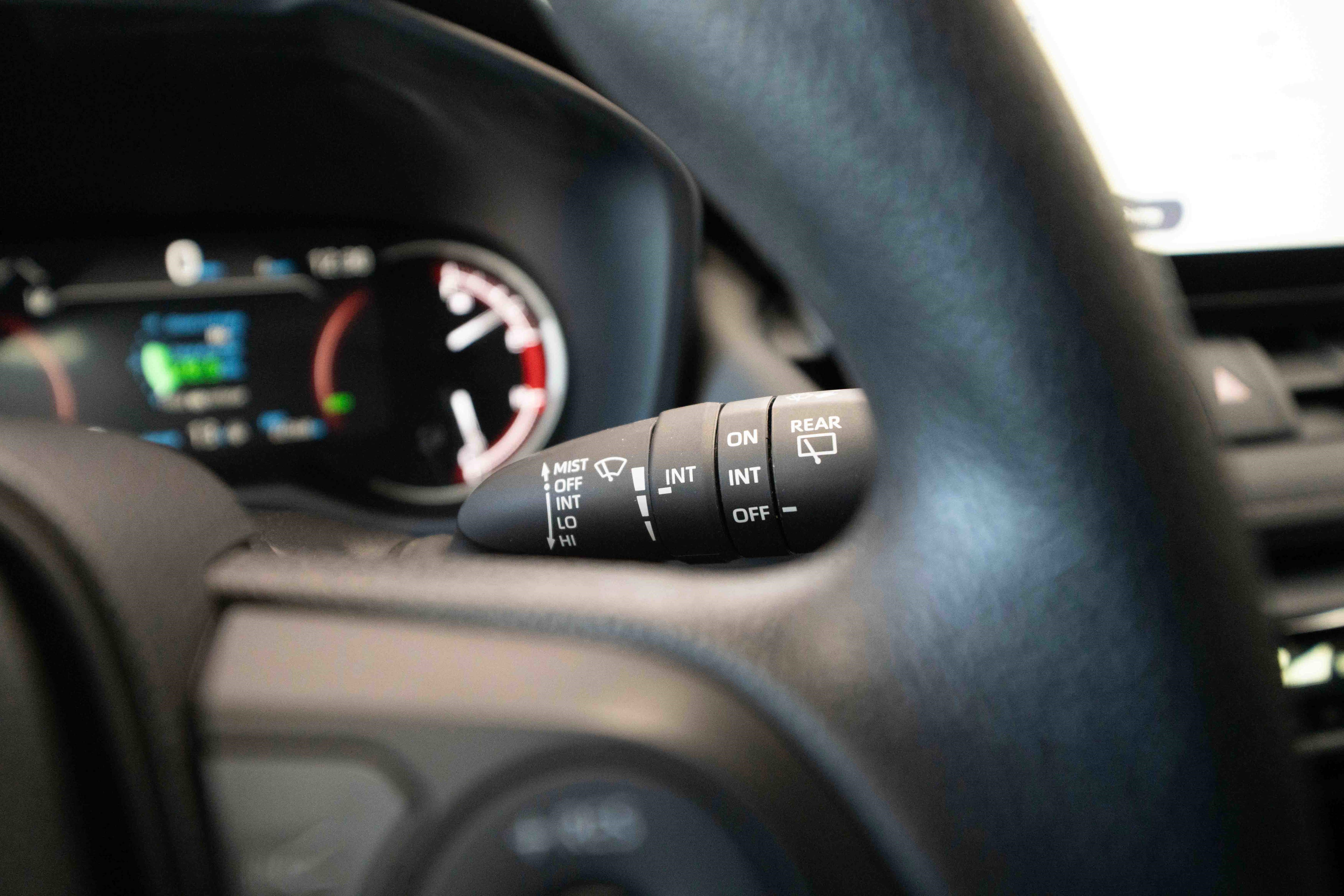 Used 2025 Toyota RAV4 XLE image 14