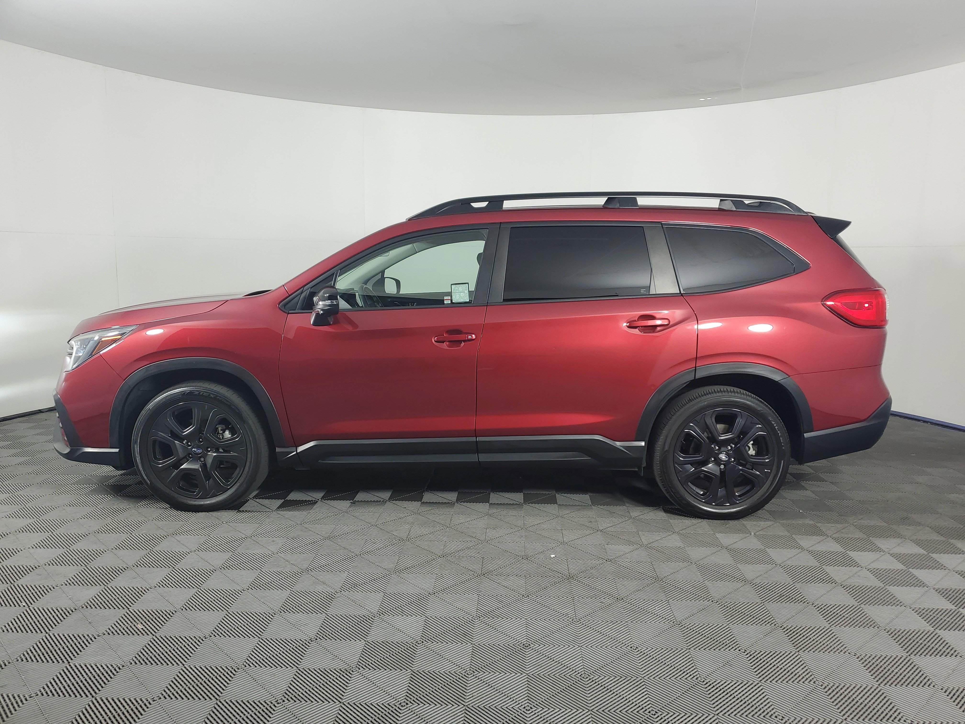 Used 2023 Subaru Ascent Onyx Edition Limited image 7