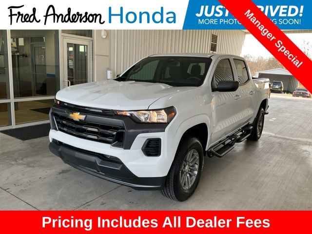 Used 2025 Chevrolet Colorado LT RWD image 1