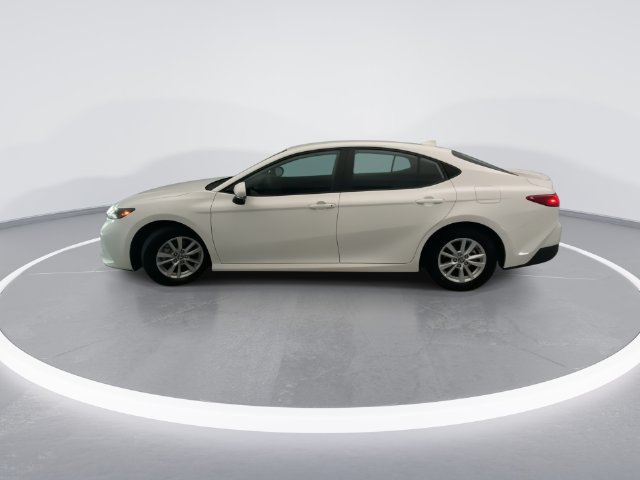 Used 2025 Toyota Camry LE w/ Convenience Package FWD image 3