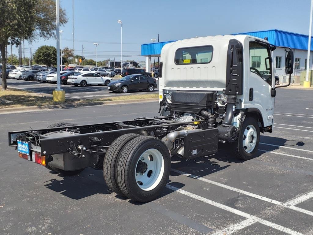 New 2025 Chevrolet Low Cab Forward 5500 XD image 4