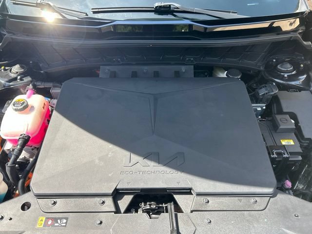 Used 2023 Kia Niro Wave FWD image 9