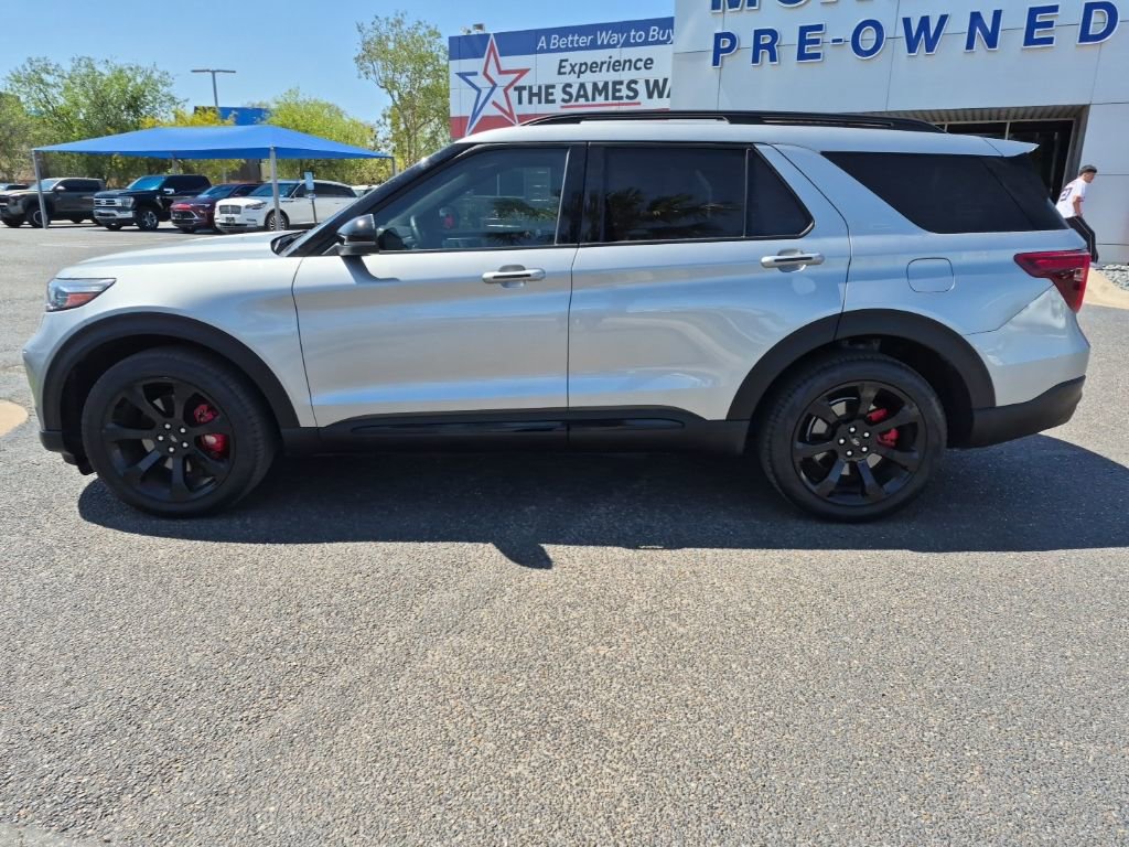 Used 2023 Ford Explorer ST w/ Equipment Group 401A AWD/4WD image 2