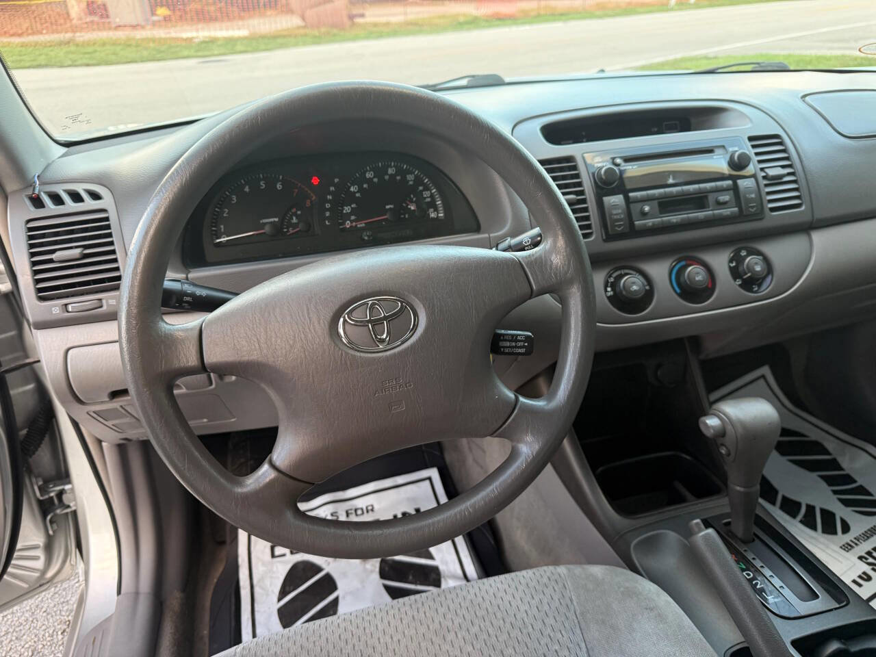 Used 2004 Toyota Camry LE FWD image 27
