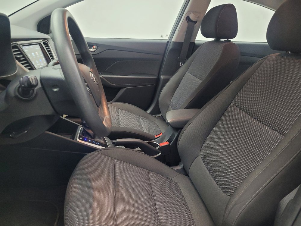 Used 2021 Hyundai Accent SEL FWD image 17