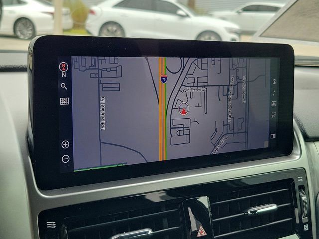 Used 2023 Lexus GX 460 Luxury w/ Accessory Package image 27