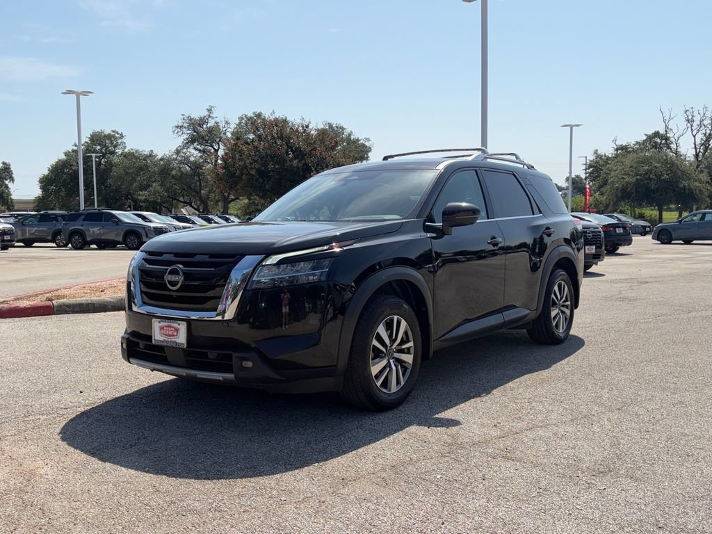 Certified 2022 Nissan Pathfinder SL FWD image 7