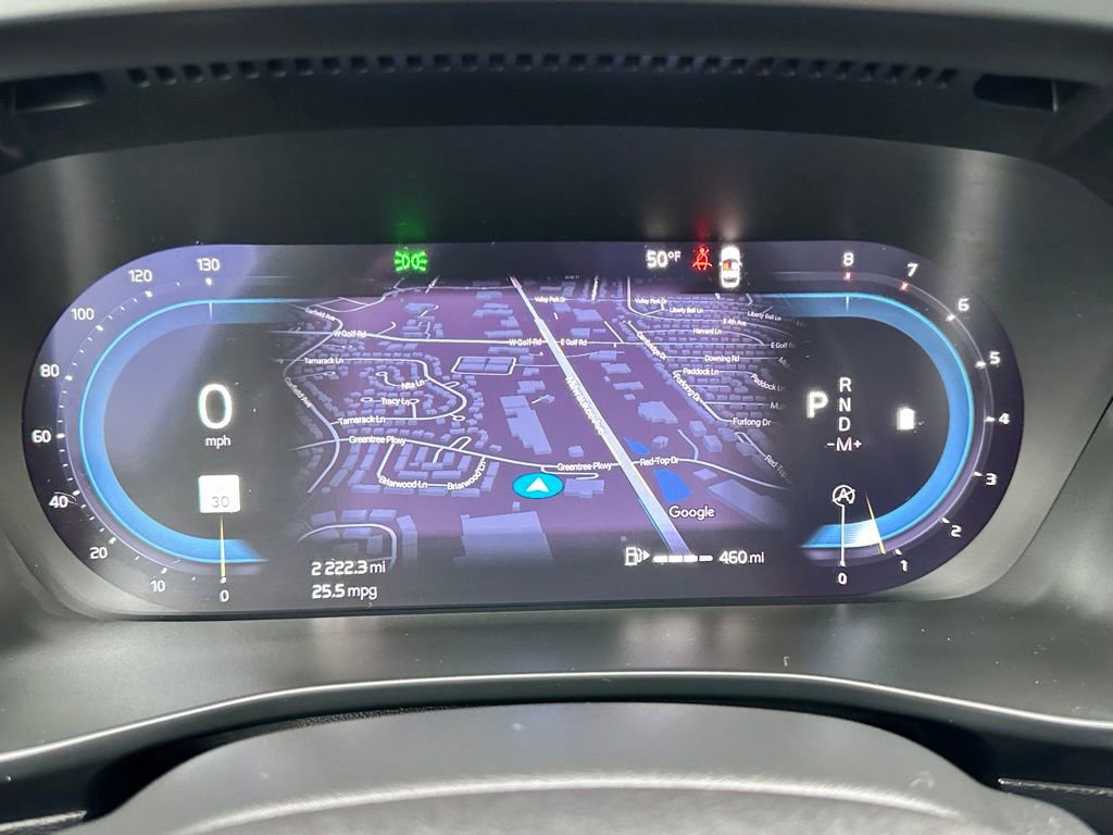 Used 2025 Volvo XC40 B5 Plus image 21