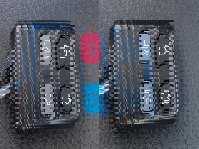 Used 2010 Ford Focus SE image 28