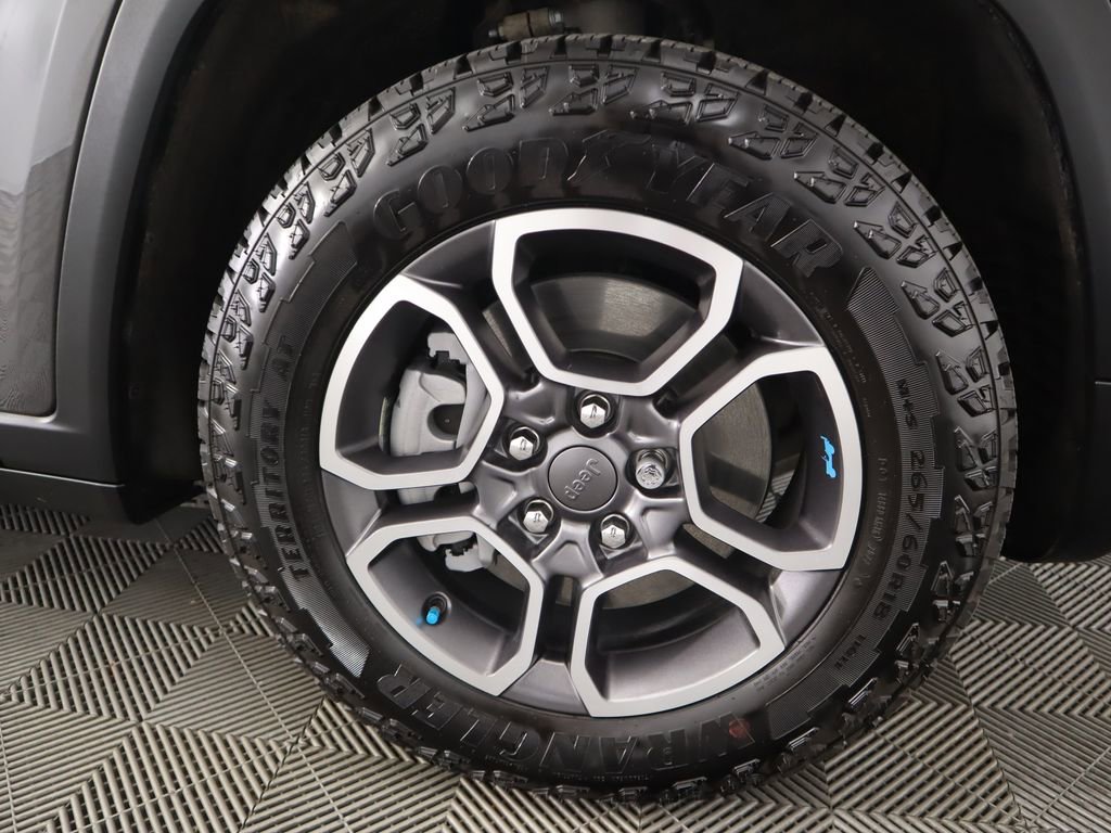 Used 2022 Jeep Grand Cherokee Trailhawk w/ Advanced Protech Group II image 34