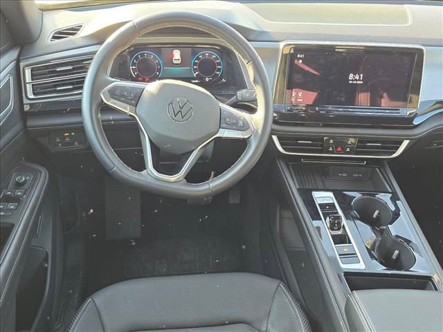 Used 2025 Volkswagen Atlas Cross Sport SE AWD/4WD image 20