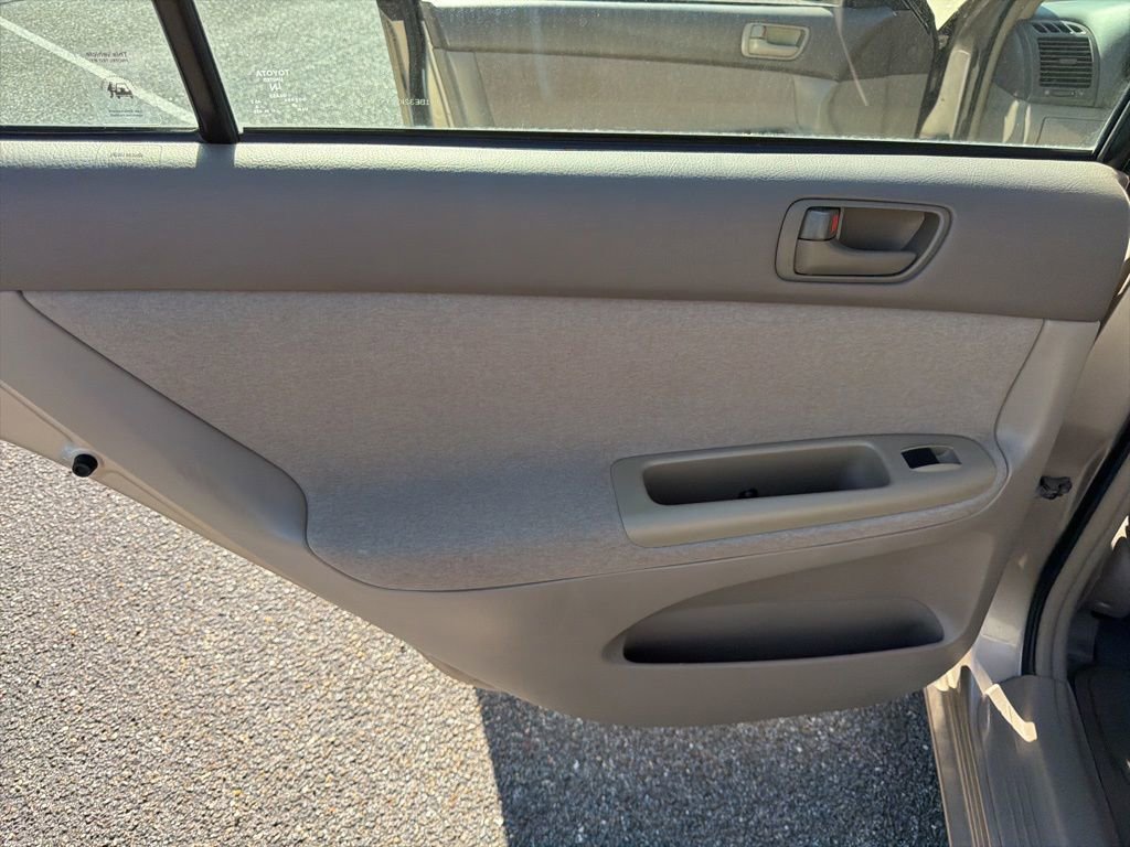 Used 2002 Toyota Camry FWD image 16