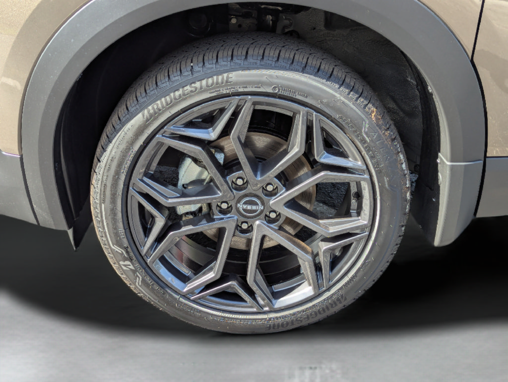 New 2026 Nissan Kicks SR FWD image 47