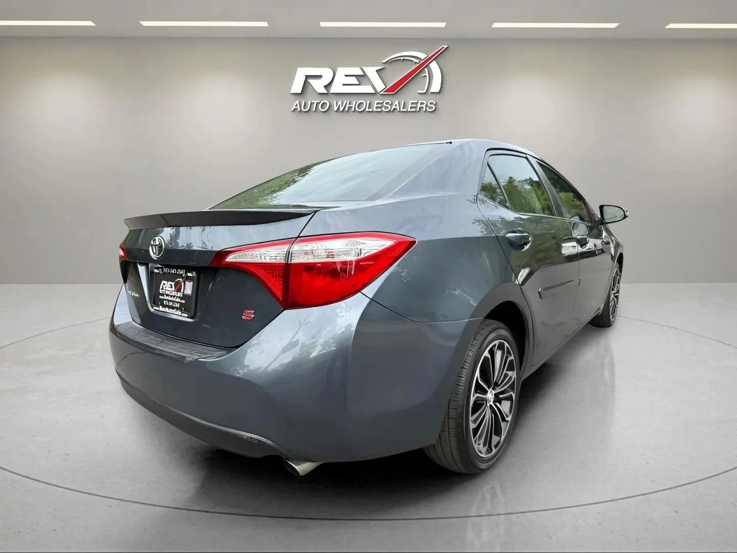 Used 2015 Toyota Corolla S Premium image 39