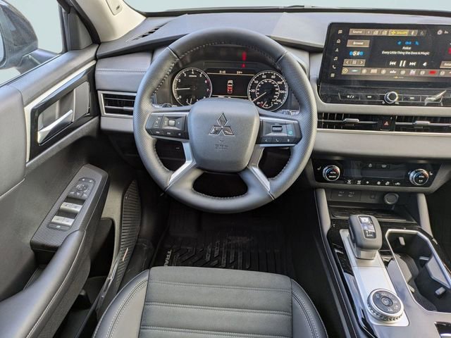 New 2026 Mitsubishi Outlander Trail Edition image 18