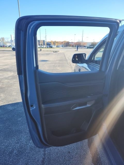 New 2025 Ford Ranger XLT w/ Equipment Group 301A High image 32