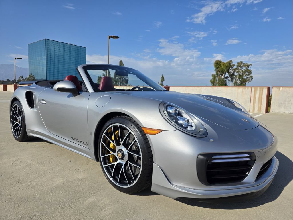 Used 2018 Porsche 911 Turbo S AWD/4WD image 9