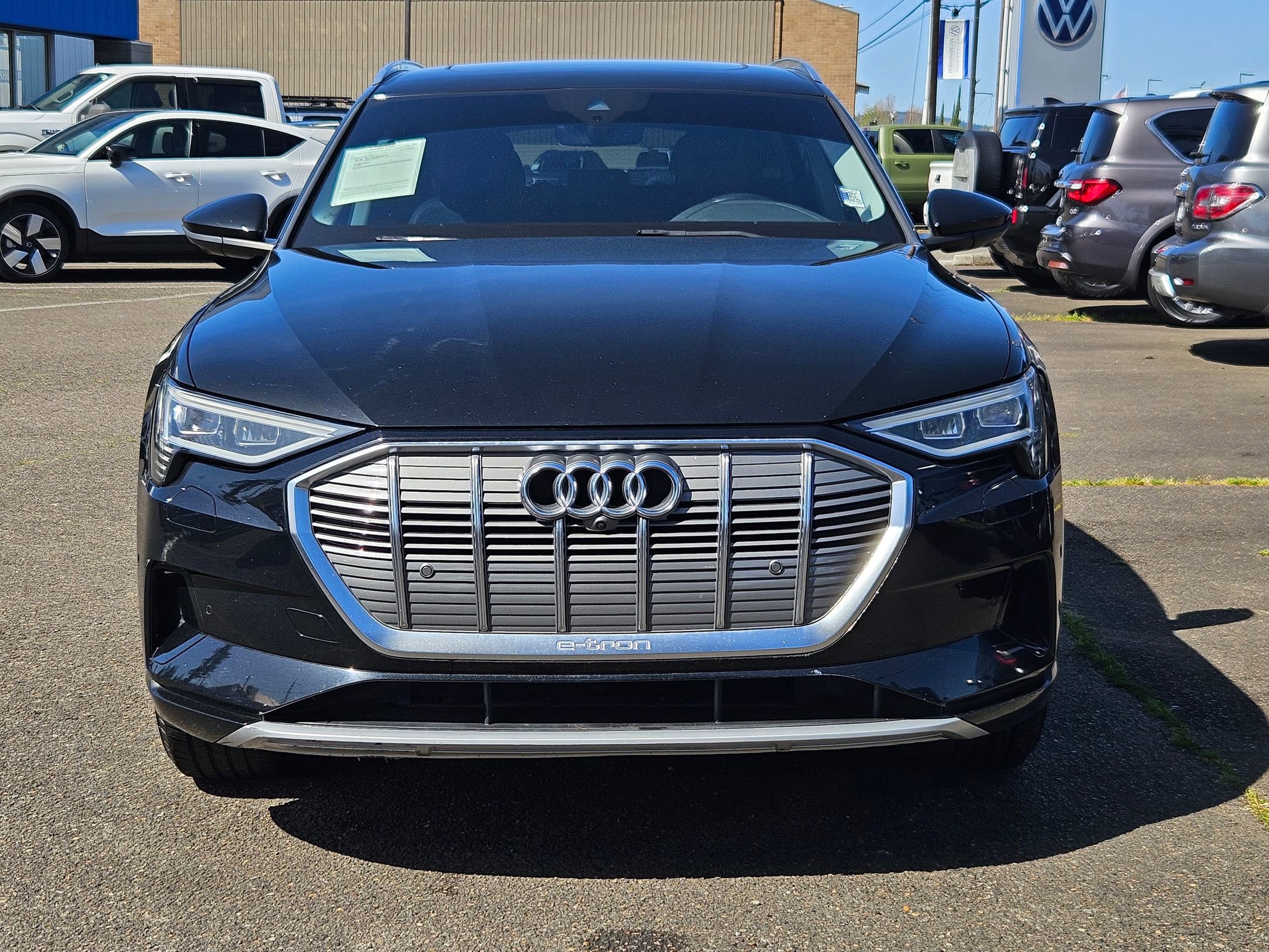 Used 2019 Audi e-tron Premium Plus AWD/4WD image 8
