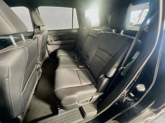Used 2023 Honda Passport EX-L image 27