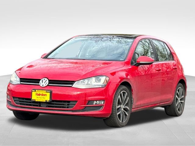 Used 2015 Volkswagen Golf S image 29