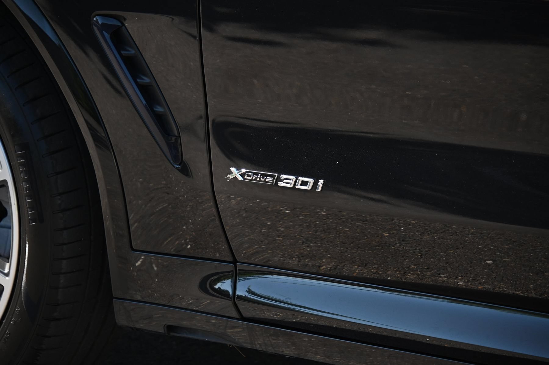 Used 2018 BMW X3 xDrive30i w/ M Sport Package AWD/4WD image 10