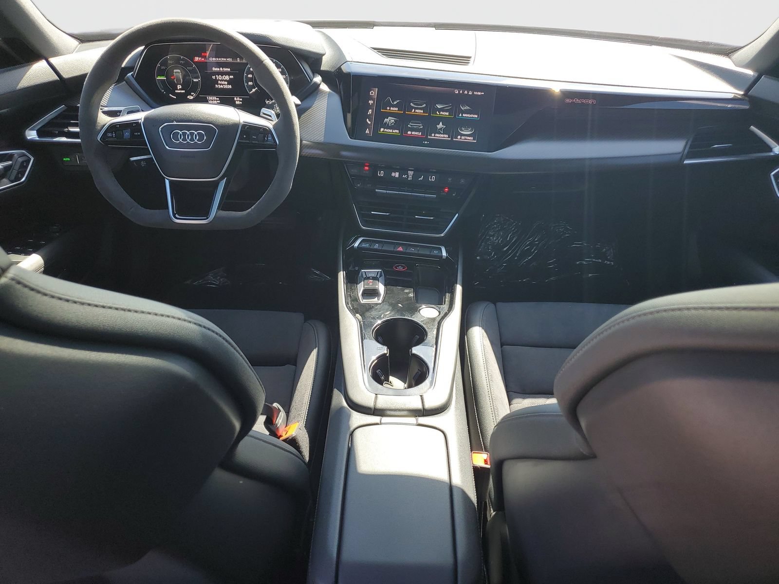 Used 2023 Audi e-tron GT Premium Plus w/ Performance Package AWD/4WD image 10