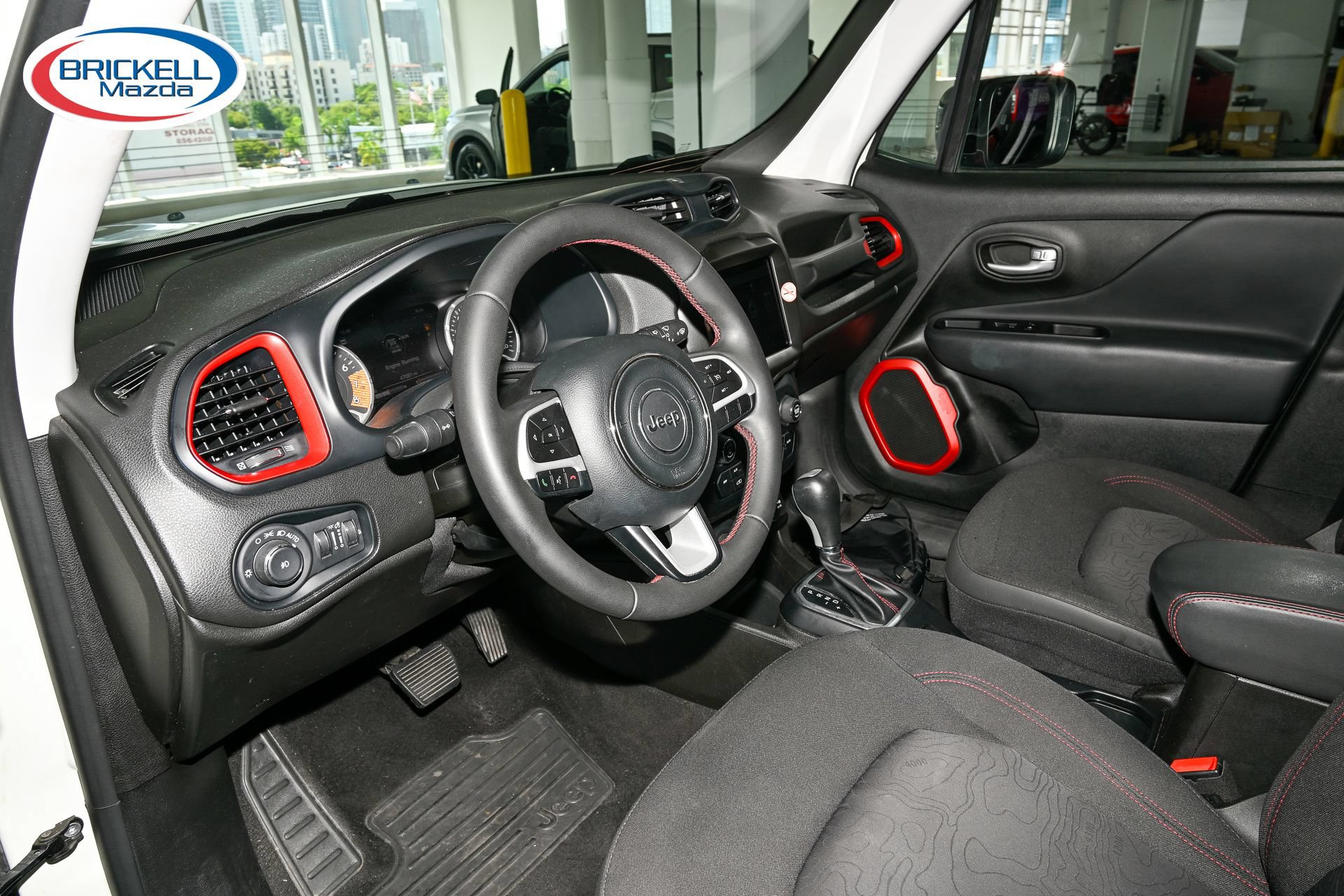 Used 2023 Jeep Renegade Trailhawk AWD/4WD image 14