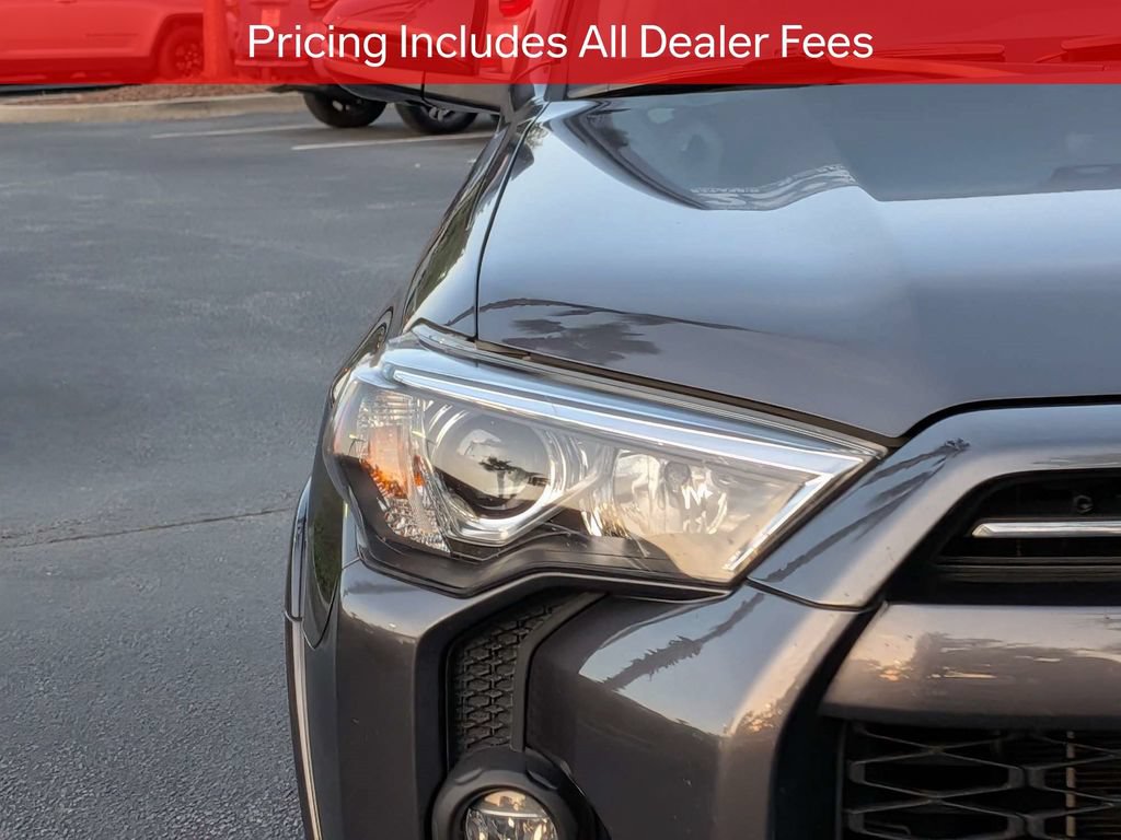 Certified 2022 Toyota 4Runner SR5 Premium w/ Moonroof Package AWD/4WD image 11