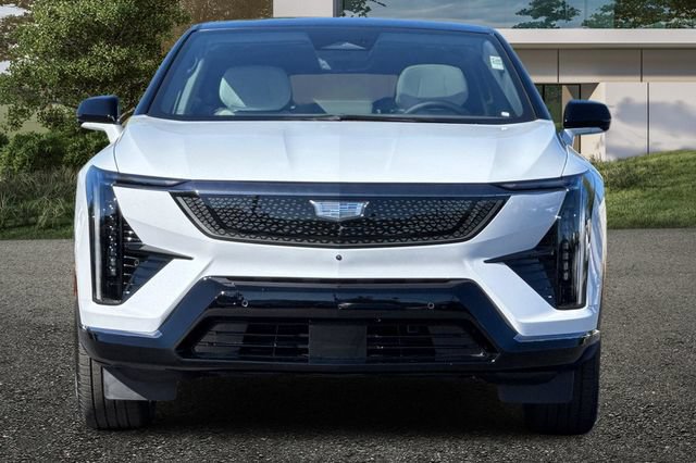 New 2026 Cadillac Optiq Sport 1 w/ LPO, Floor Liner Package AWD/4WD image 9