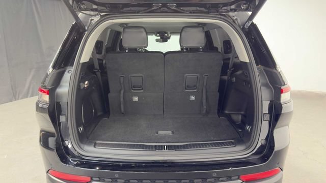 Used 2022 Jeep Grand Cherokee L Limited RWD image 34
