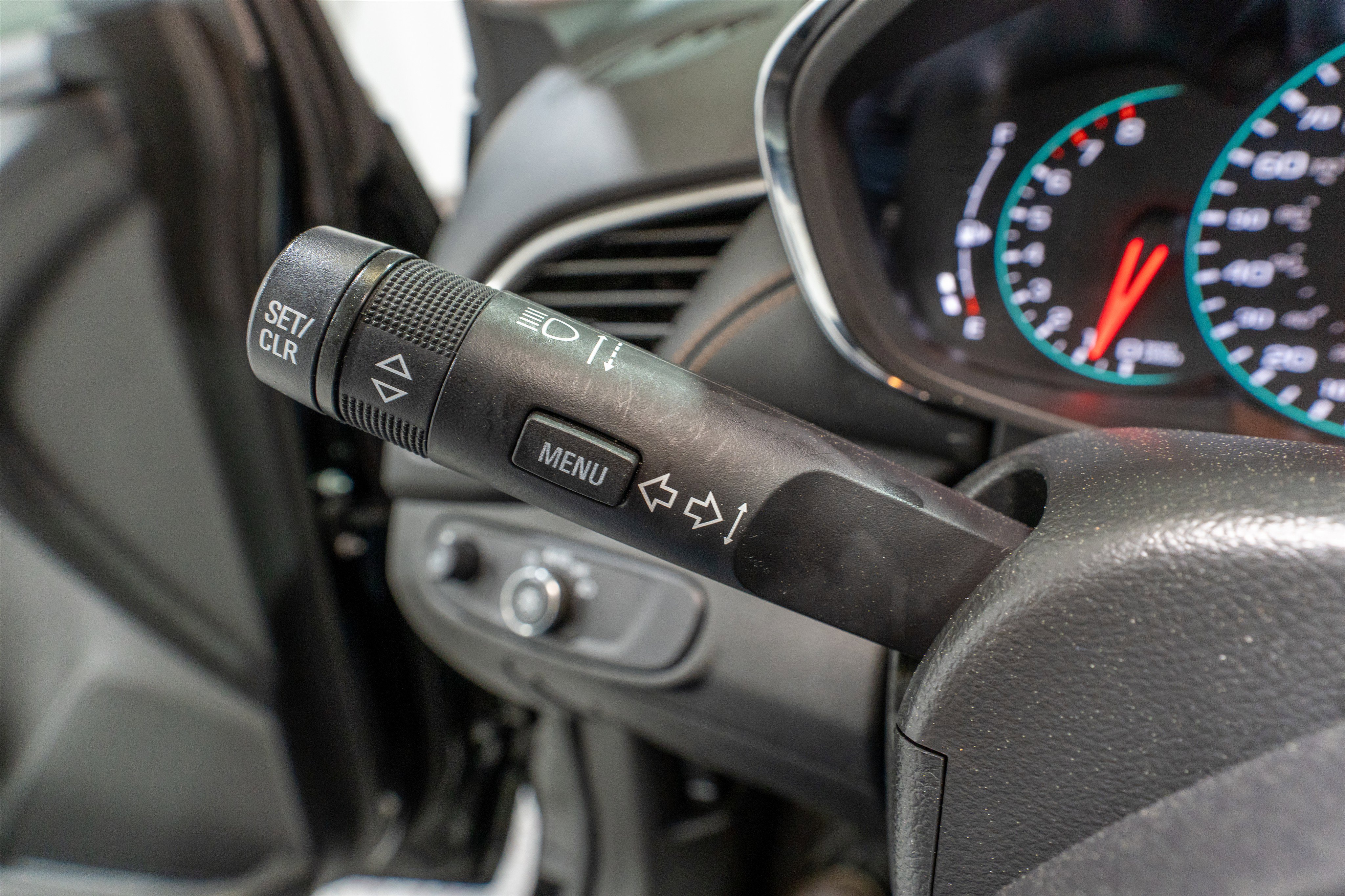 Used 2019 Chevrolet Trax LT w/ LT Convenience Package image 25