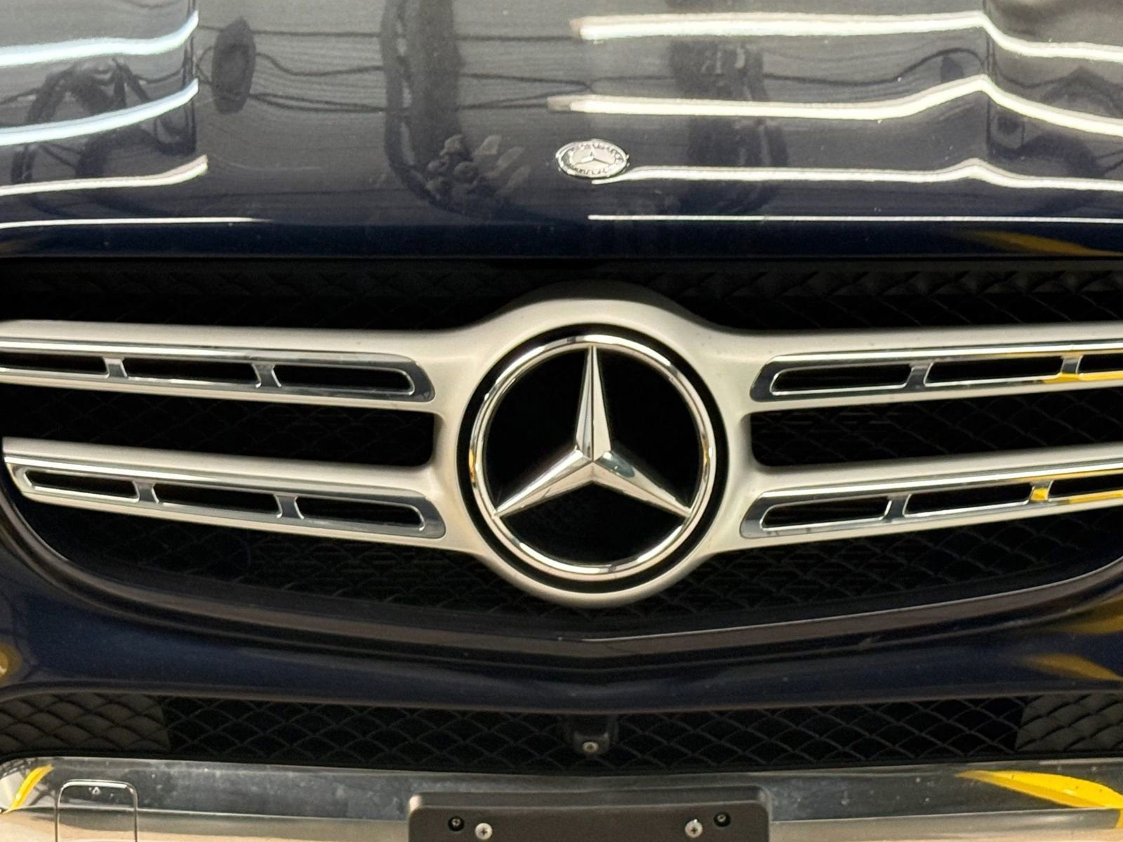 Used 2017 Mercedes-Benz GLS 450 4MATIC w/ Premium Package image 5