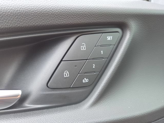 New 2026 Chevrolet Equinox RS w/ Convenience Package III FWD image 11