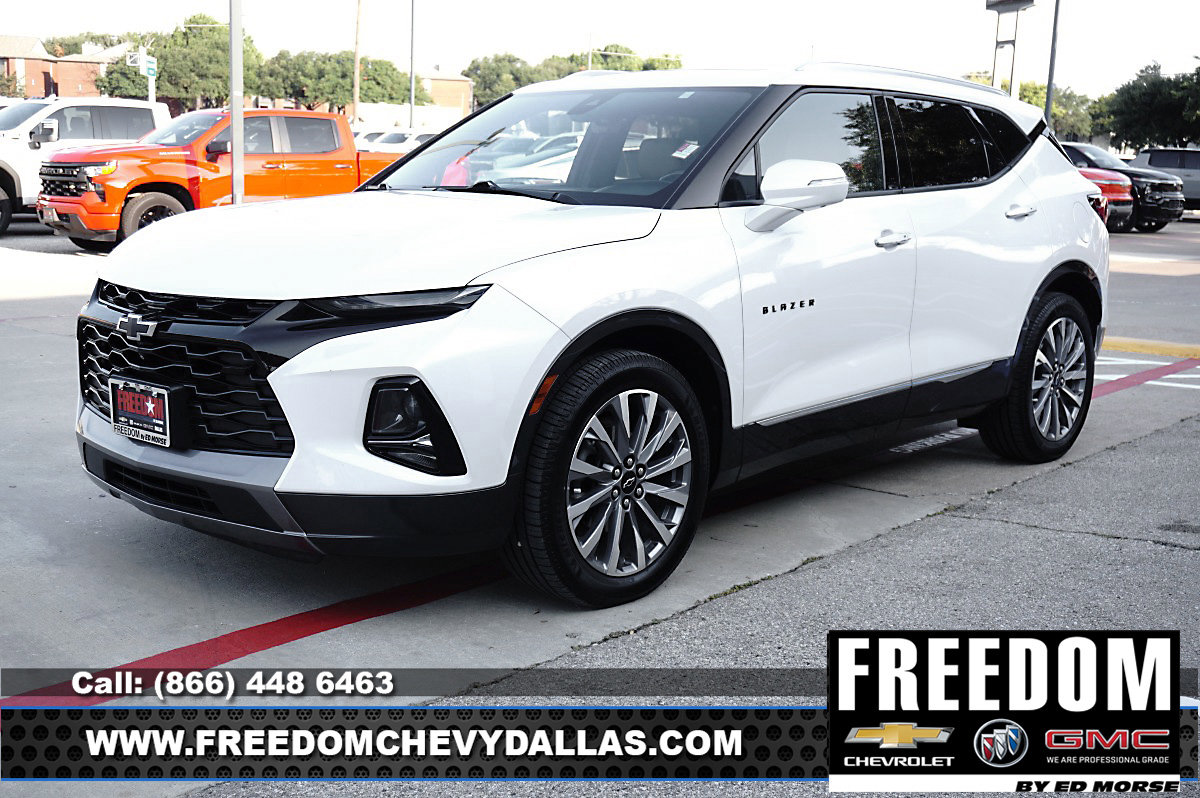 Certified 2022 Chevrolet Blazer Premier w/ Enhanced Convenience Package image 3