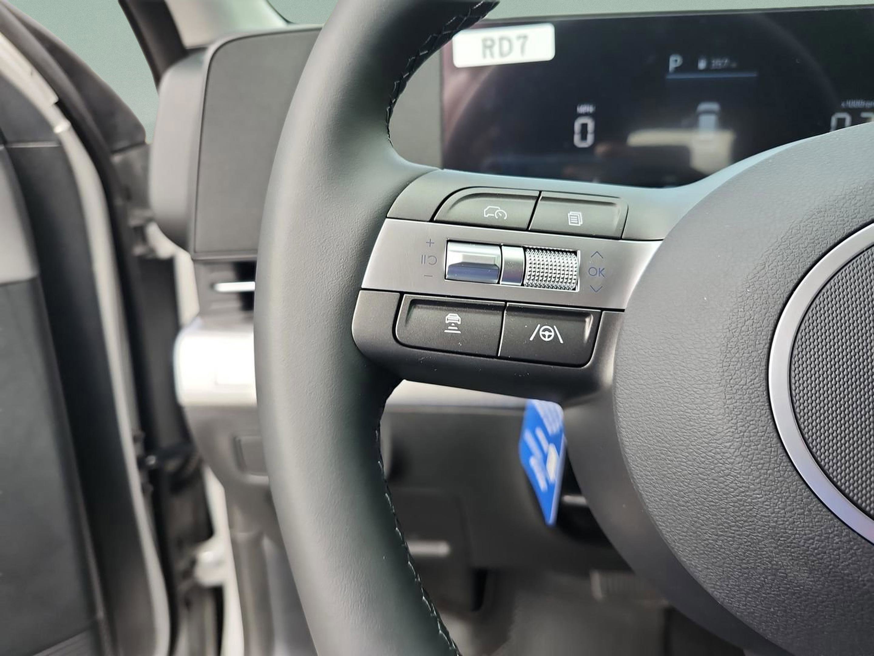 New 2026 Hyundai Kona SEL Premium image 11