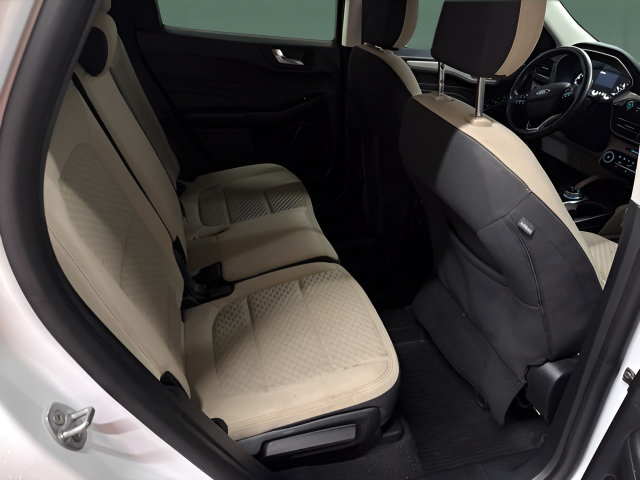 Used 2021 Ford Escape SE w/ Cold Weather Package FWD image 13