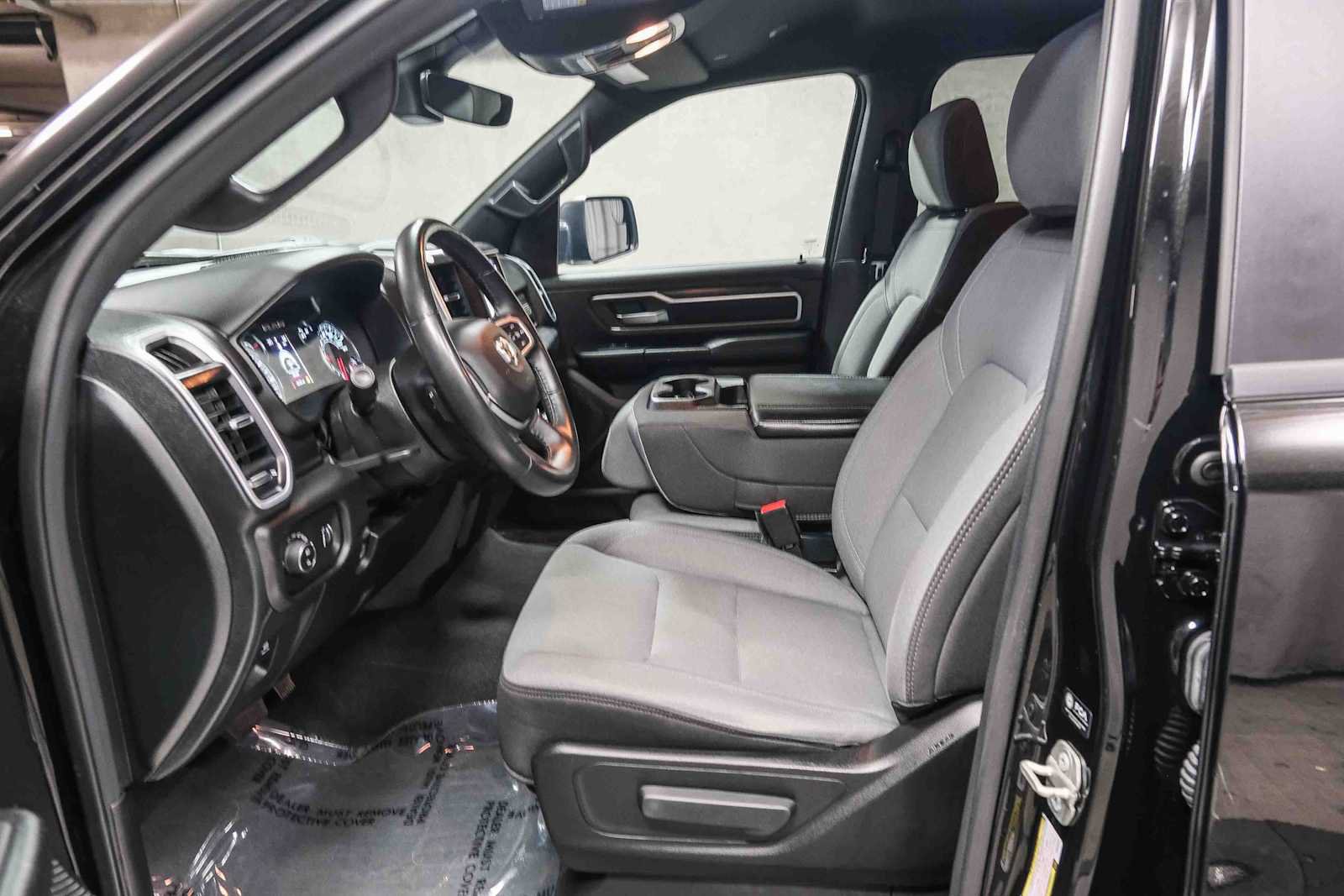 Used 2023 RAM 1500 Big Horn AWD/4WD image 20