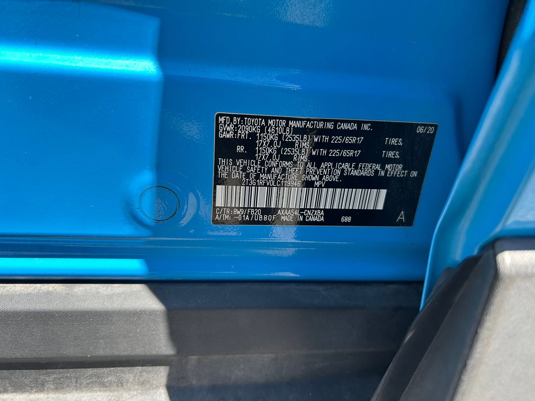 Used 2020 Toyota RAV4 LE w/ Carpet Mat Package AWD/4WD image 32
