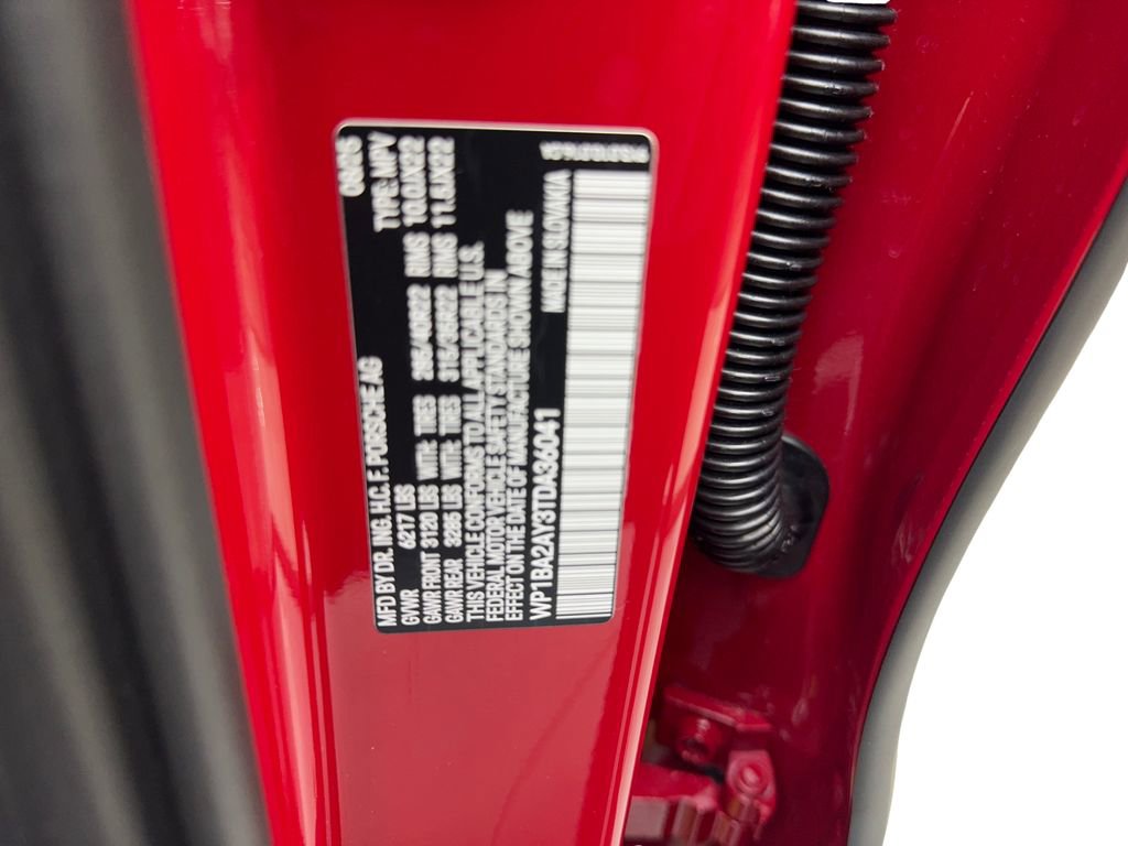 Used 2026 Porsche Cayenne Coupe image 93