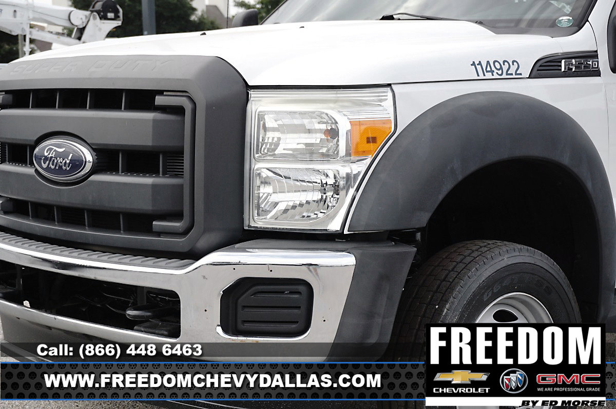 Used 2014 Ford F550 4x4 Regular Cab Super Duty image 6