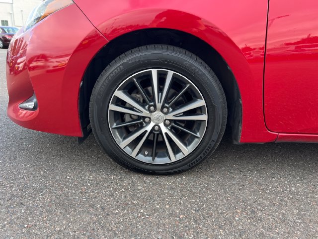 Used 2019 Toyota Corolla LE w/ LE Premium Package FWD image 27
