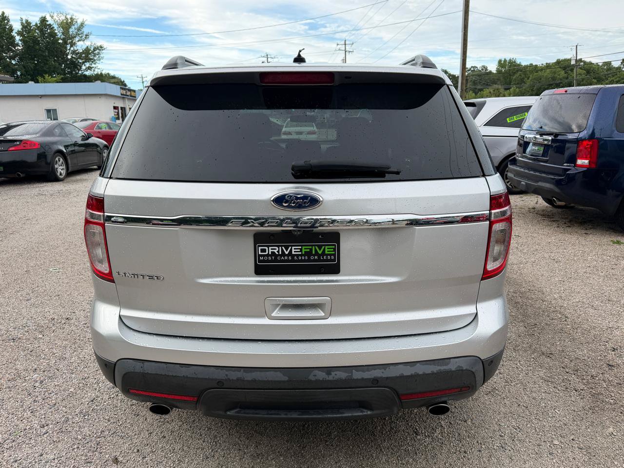 Used 2011 Ford Explorer Limited w/ 302A Rapid Spec Order Code FWD image 4