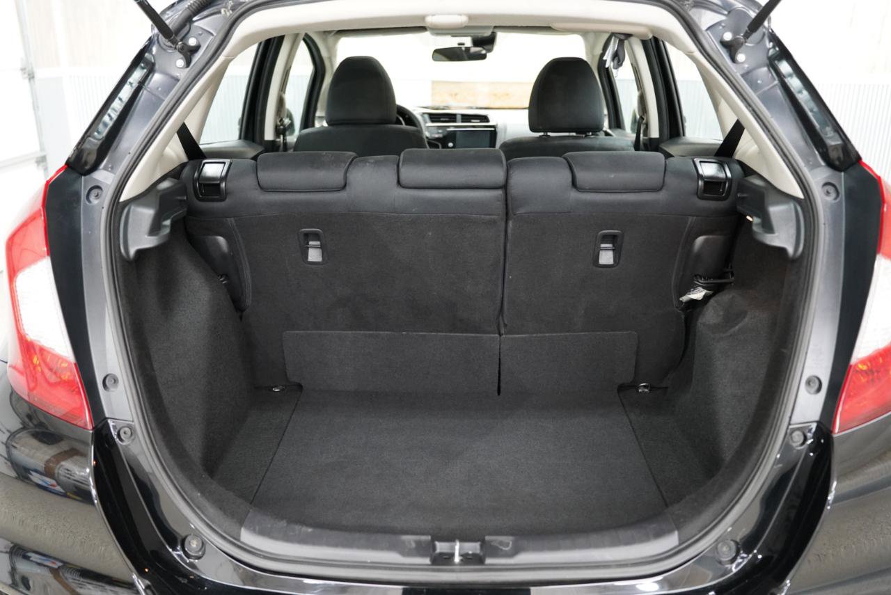 Used 2019 Honda Fit EX image 36
