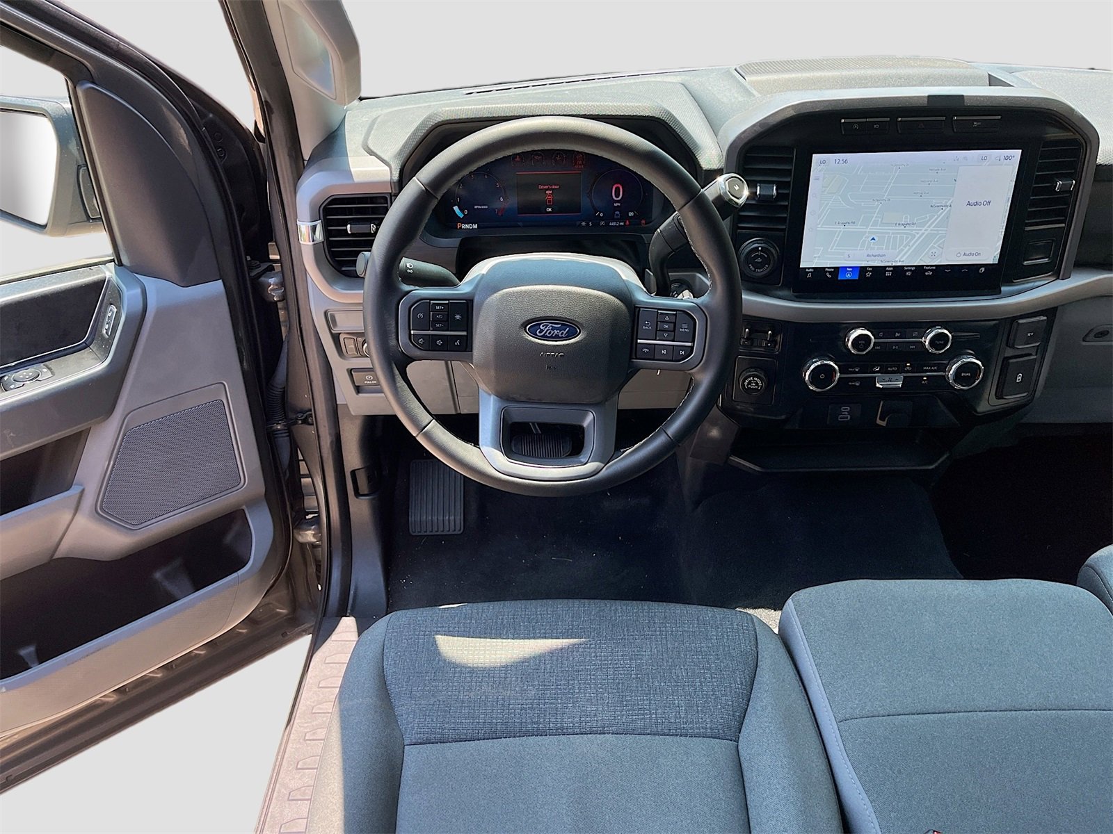 Used 2024 Ford F150 XLT w/ Tow/Haul Package image 21