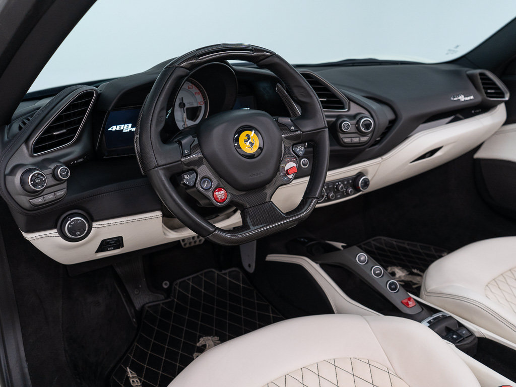 Used 2018 Ferrari 488 Spider RWD image 22